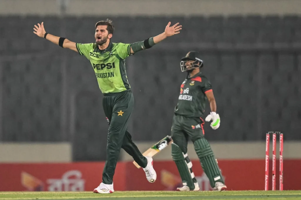 Most 4 Wicket Hauls in an Innings for Pakistan in T20Is