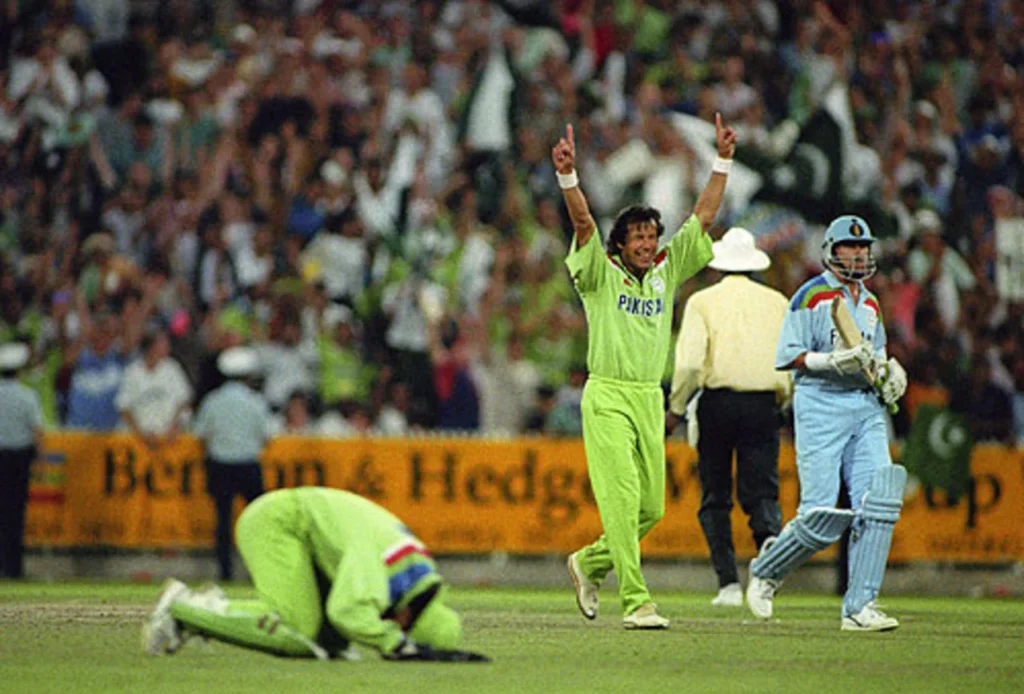 Best Bowling Figures in ODI Matches for Pakistan